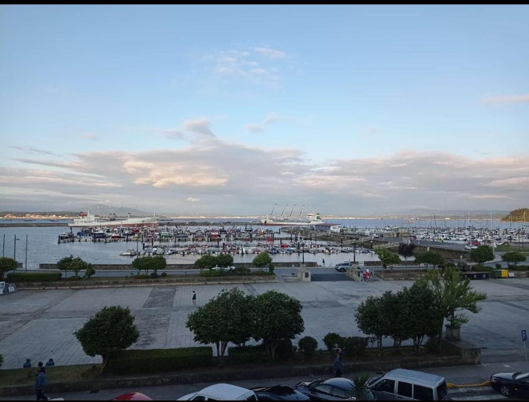 Vistas Al Puerto Apartamento *